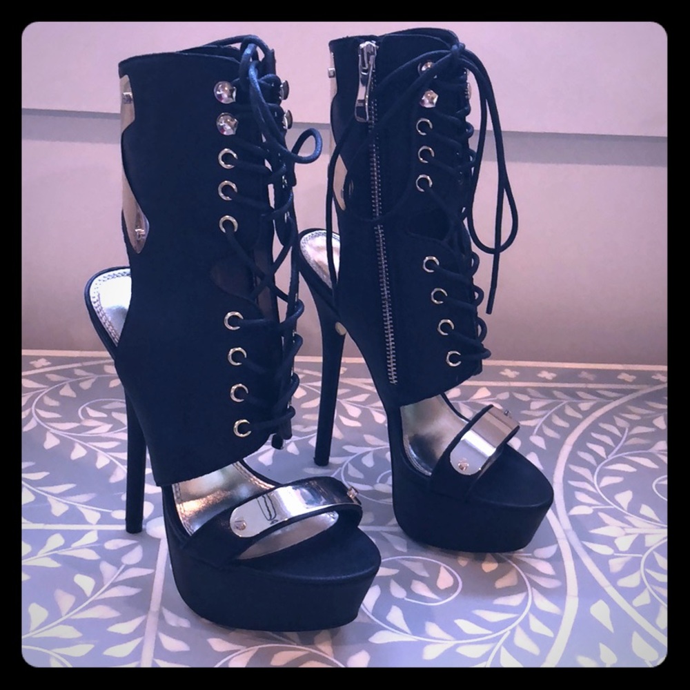 Bebe Natasha heels BNWT